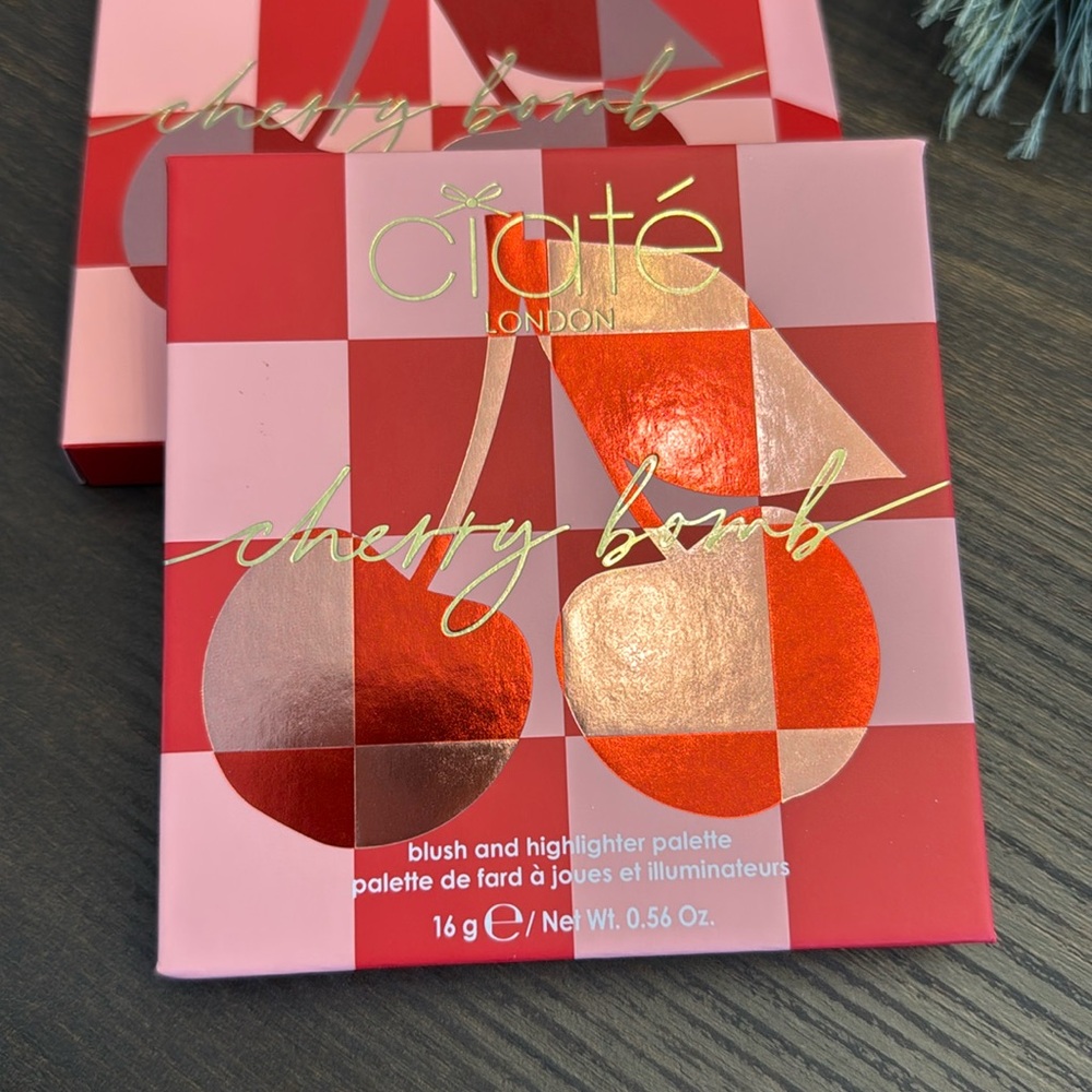 New in Box Ciate Cherry Bomb Blush & Highlighter Palette